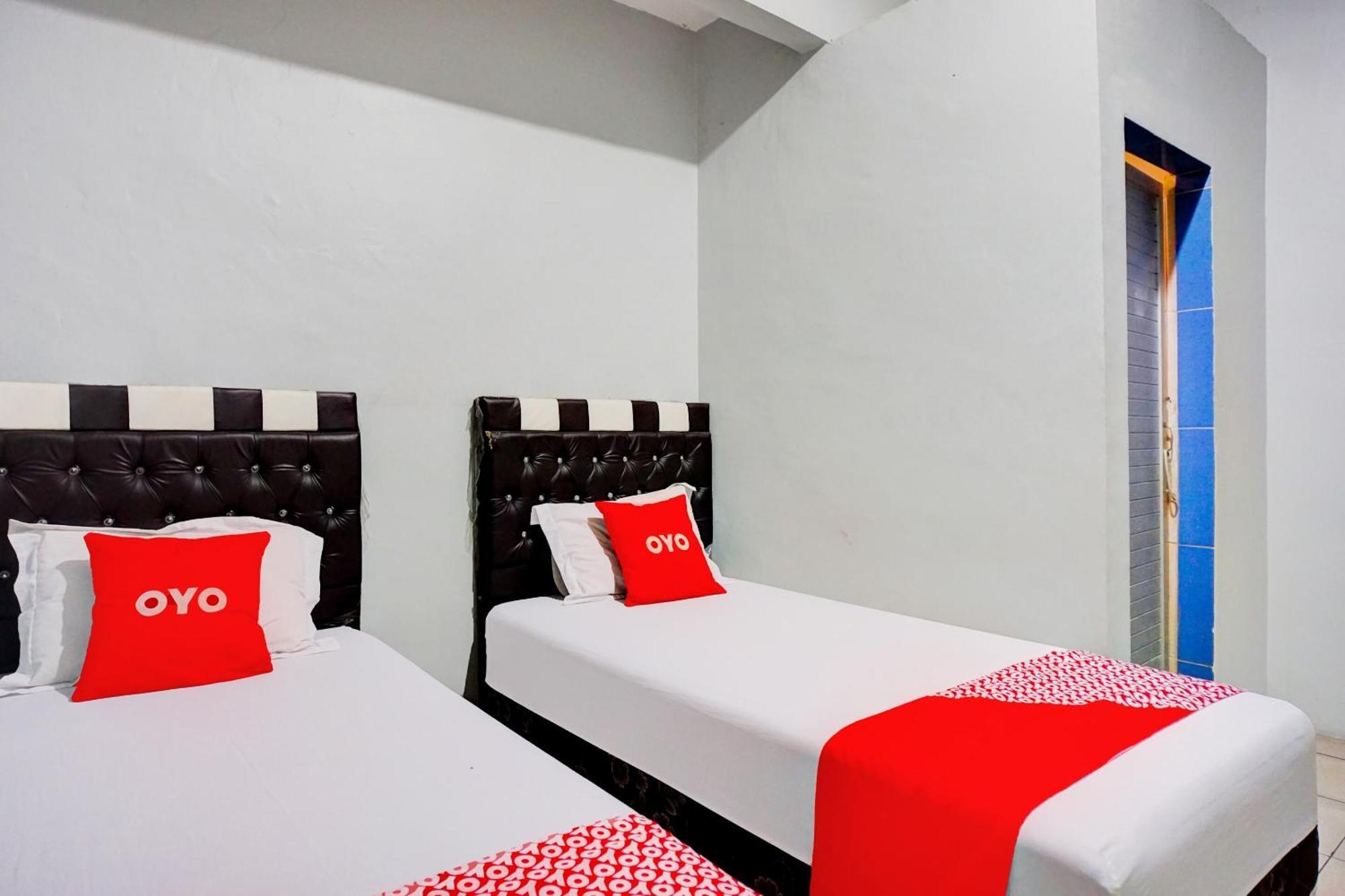 Home Stay Kembar Syariah RedPartner Binjai Bagian luar foto