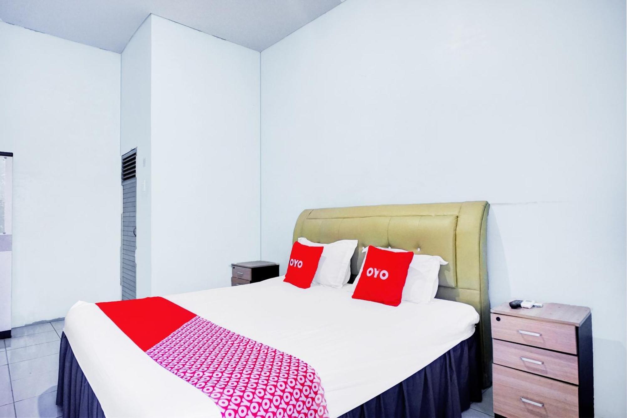 Home Stay Kembar Syariah RedPartner Binjai Bagian luar foto